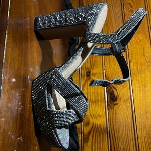 Gray rhinestone Maripe thick heel